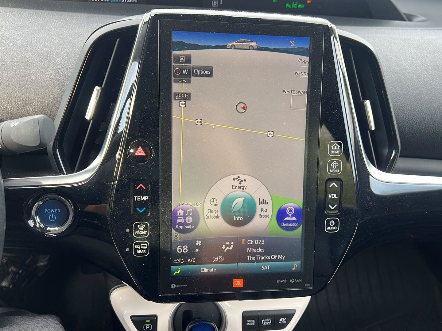 Used 2017 Toyota Prius Prime Advanced FWD image 6
