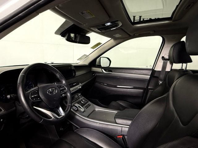 Used 2022 Hyundai Palisade SEL w/ Premium Package FWD image 6