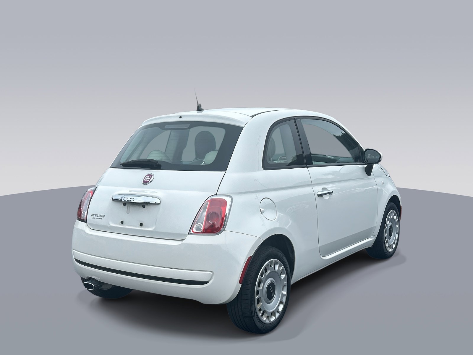 Used 2015 FIAT 500 Pop image 3