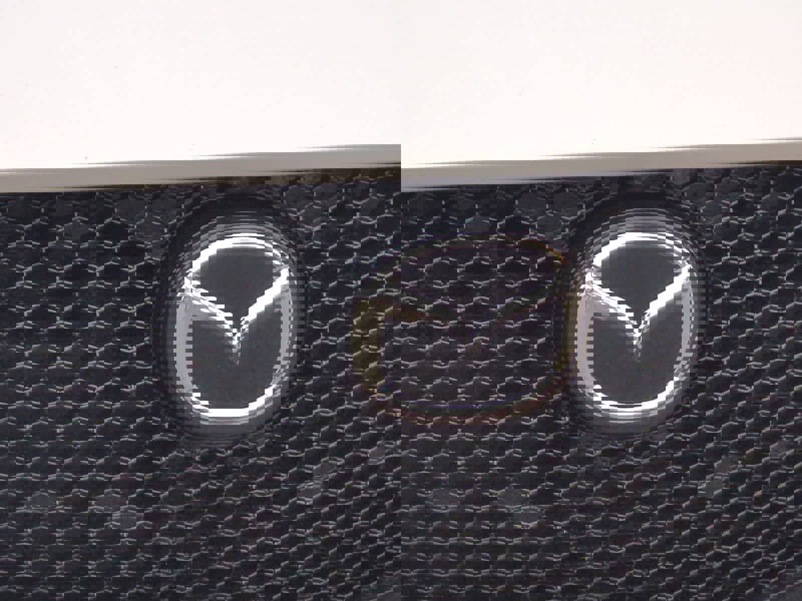 New 2026 MAZDA MAZDA3 Hatchback w/Premium Plus Pkg image 11