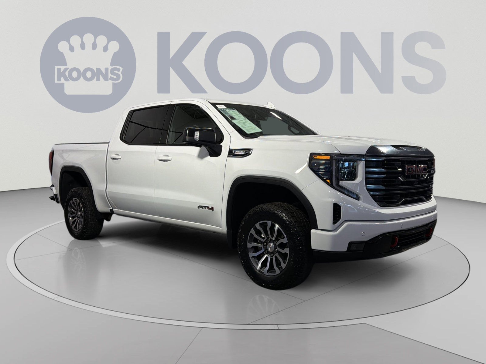 Used 2023 GMC Sierra 1500 AT4 w/ AT4 Premium Package AWD/4WD image 10