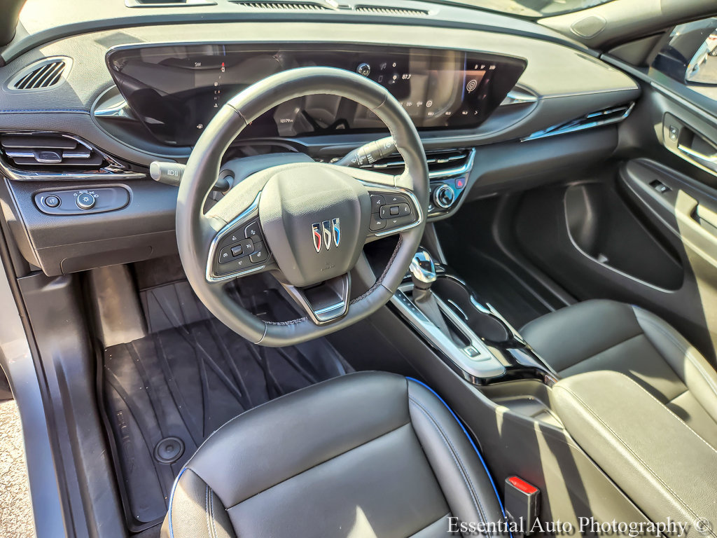 Used 2025 Buick Envista Sport Touring w/ Convenience I Package FWD image 8