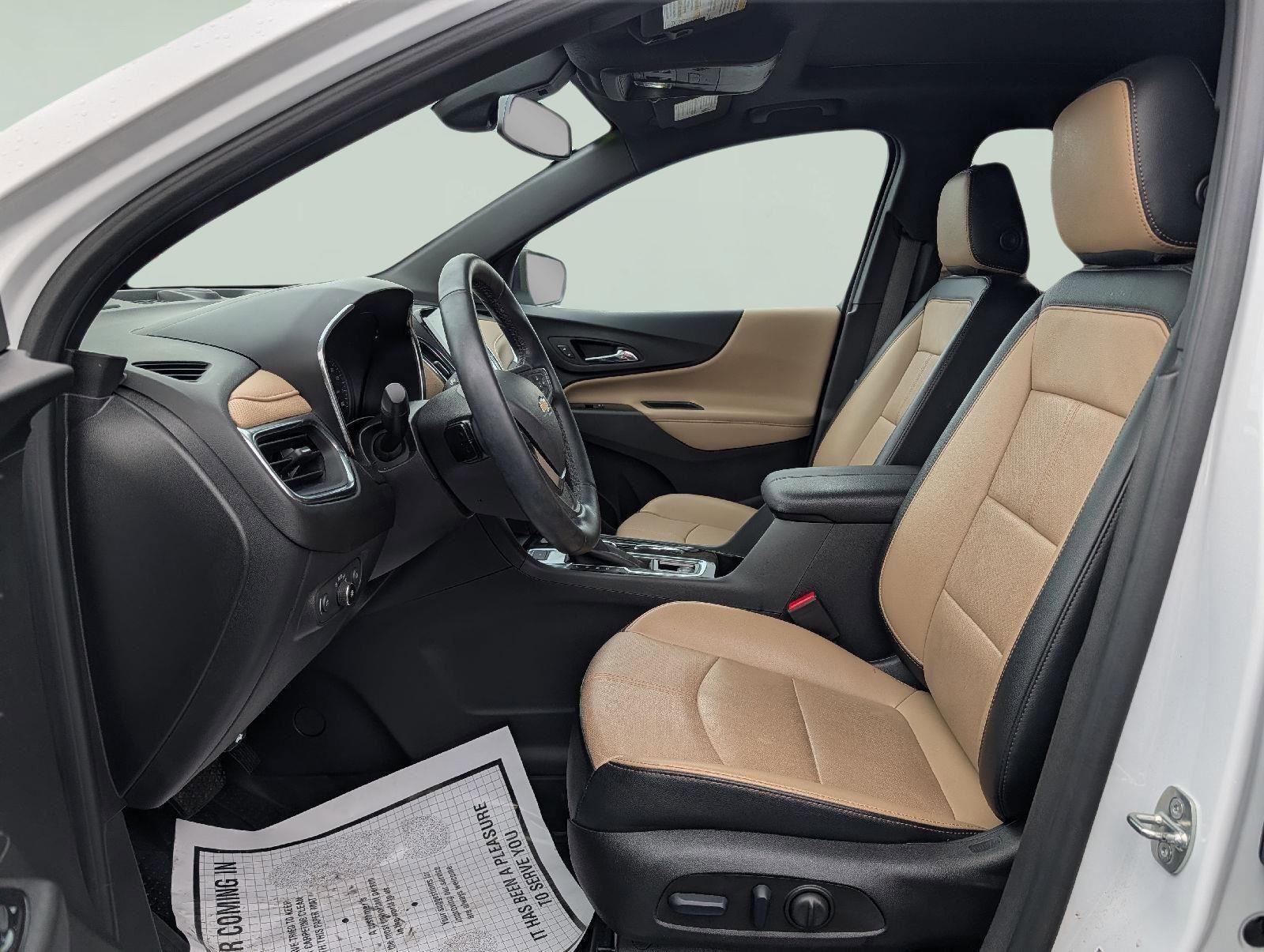 Used 2023 Chevrolet Equinox Premier image 11