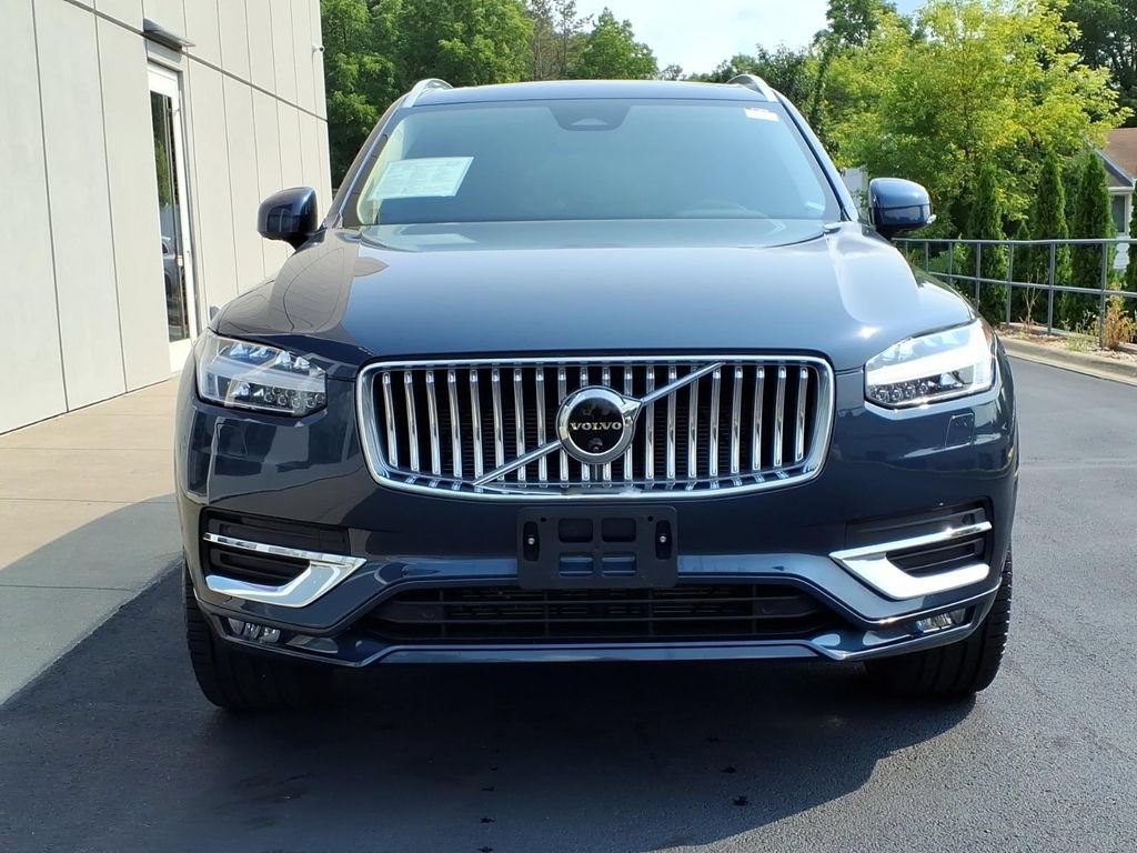 Certified 2024 Volvo XC90 B5 Plus w/ Protection Package Premier AWD/4WD image 2