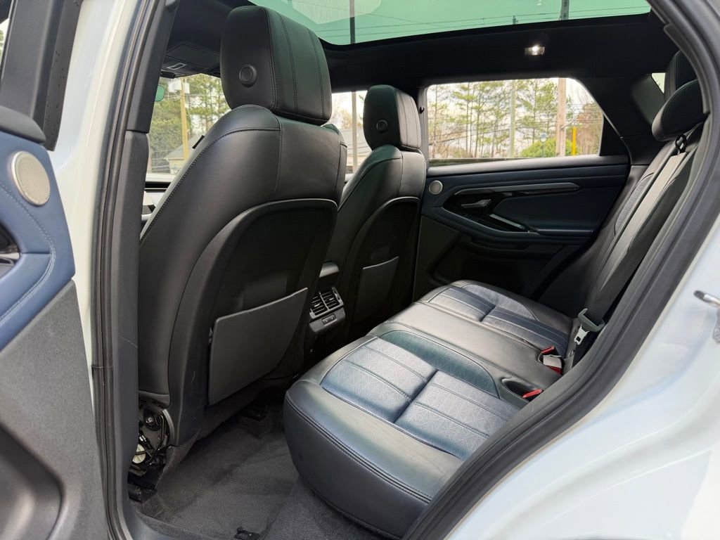 Used 2020 Land Rover Range Rover Evoque R-Dynamic SE image 30