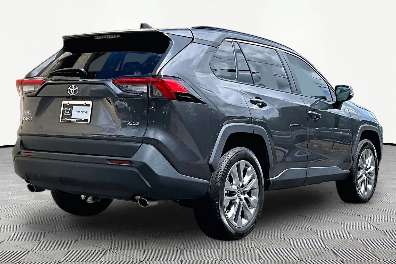 Used 2023 Toyota RAV4 XLE Premium FWD image 13