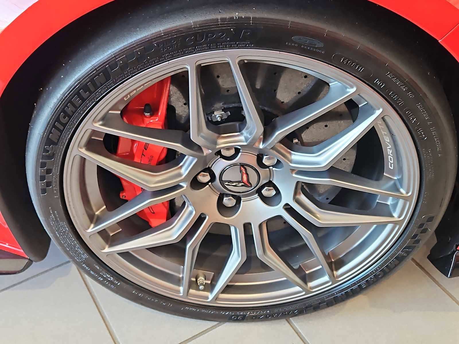 Used 2024 Chevrolet Corvette Z06 w/ Z07 Performance Package RWD image 10