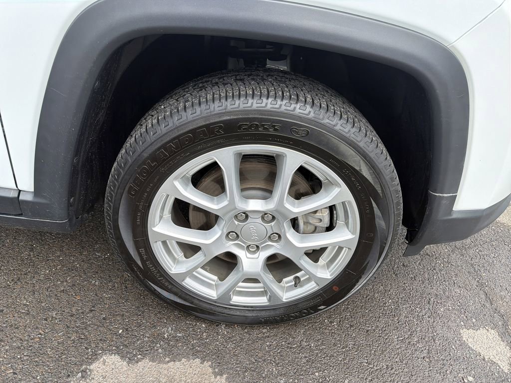Used 2023 Jeep Compass Latitude AWD/4WD image 33