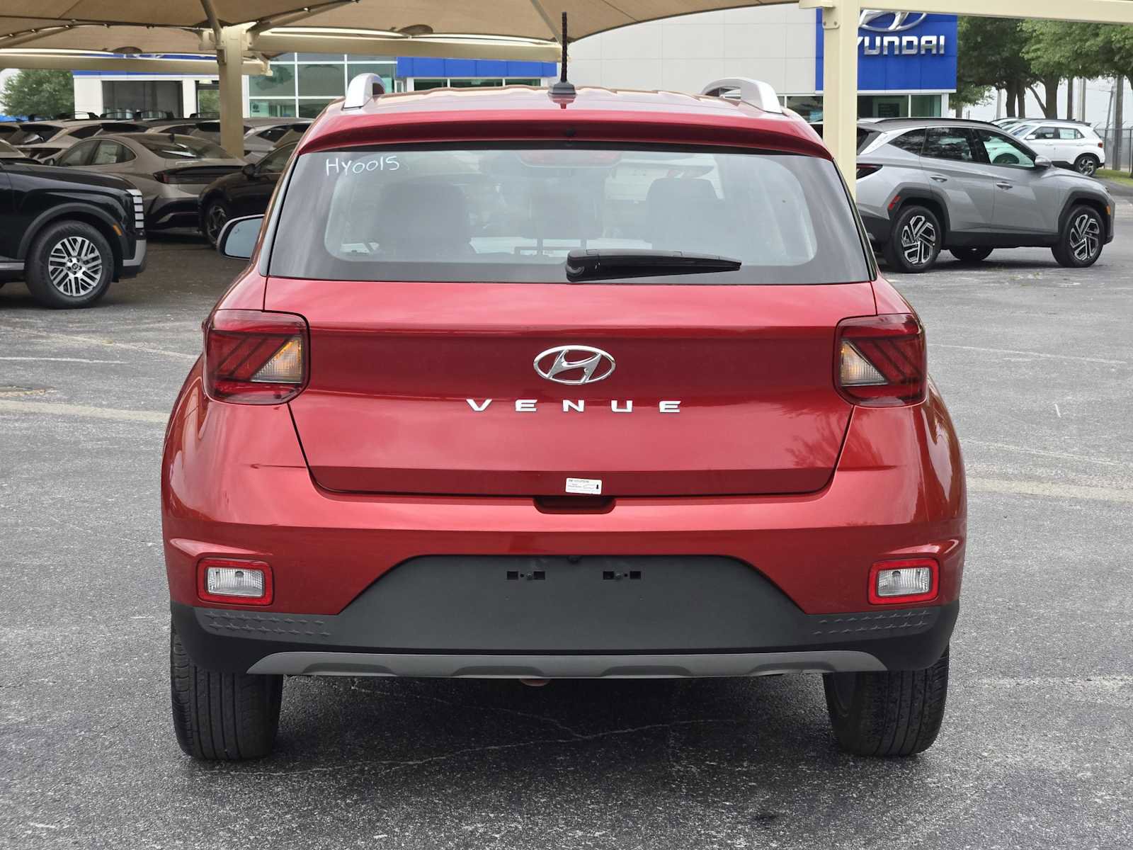 Certified 2025 Hyundai Venue Limited image 6