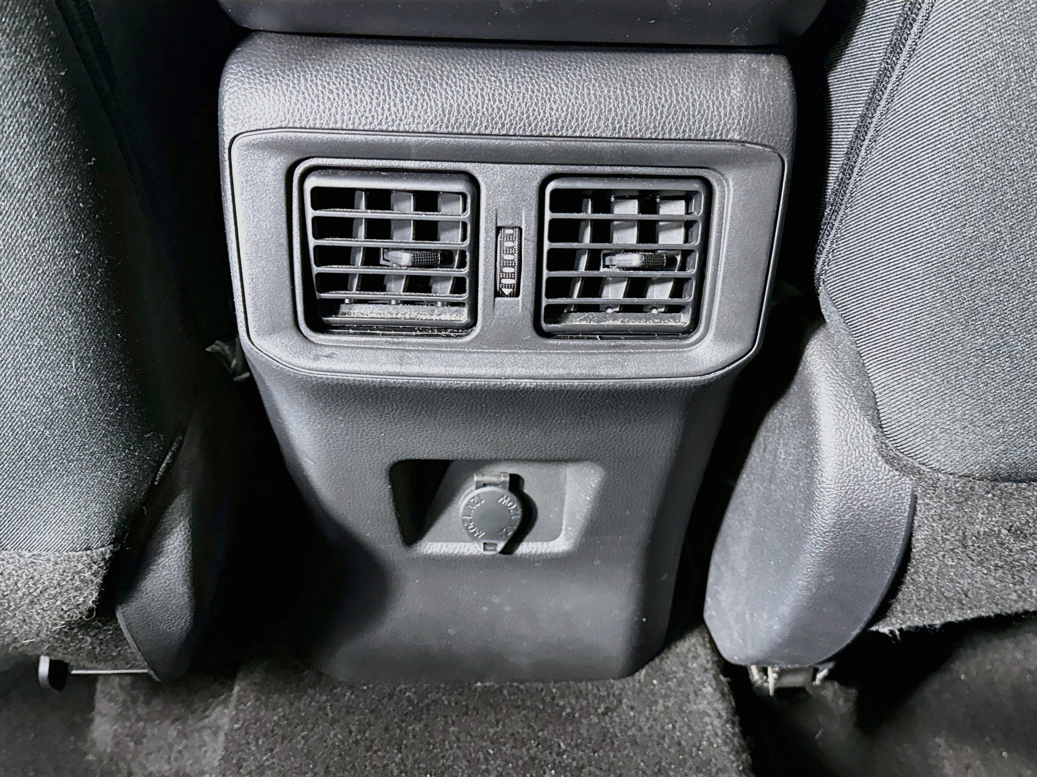 Certified 2023 Toyota RAV4 LE AWD/4WD image 24