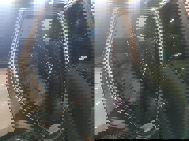 Used 2018 Land Rover Range Rover Sport HSE image 30