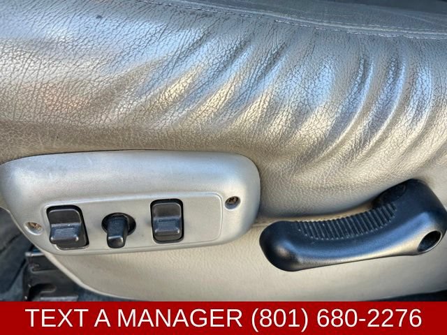 Used 2008 Dodge Ram 3500 Truck SXT AWD/4WD image 15