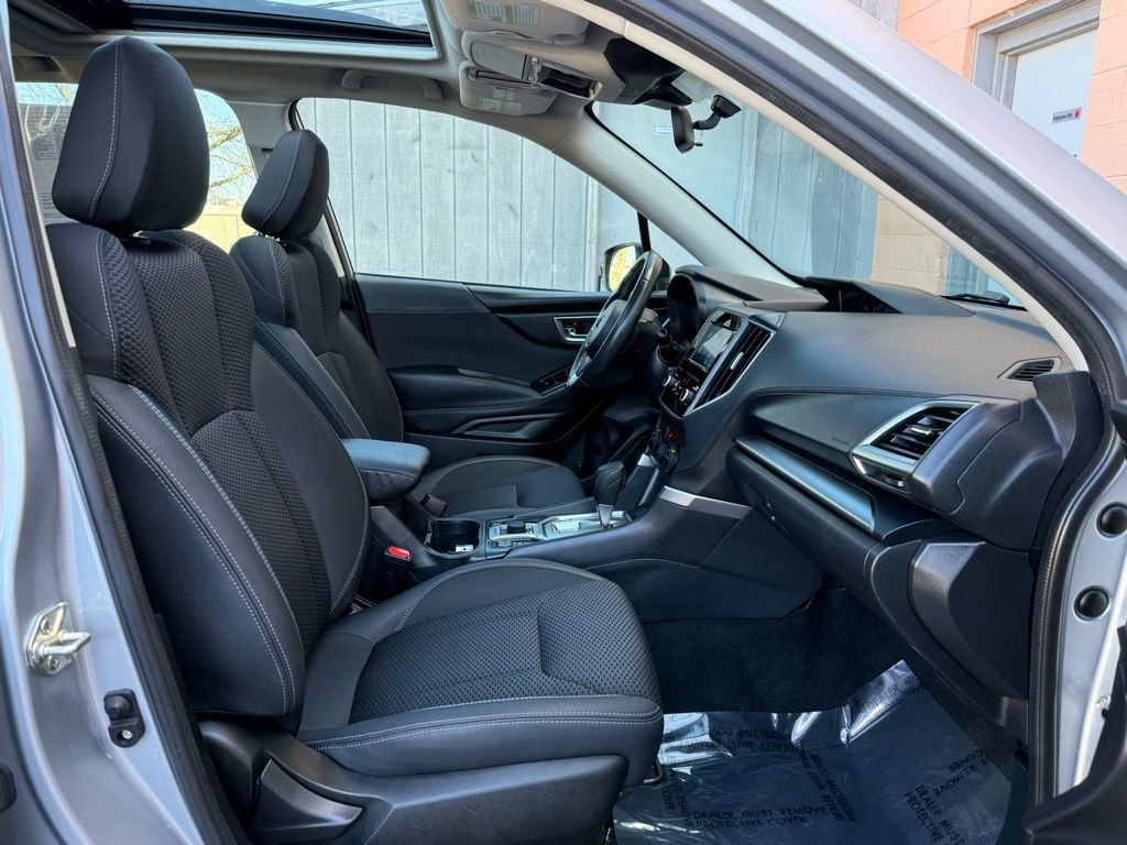 Used 2022 Subaru Forester Premium image 20