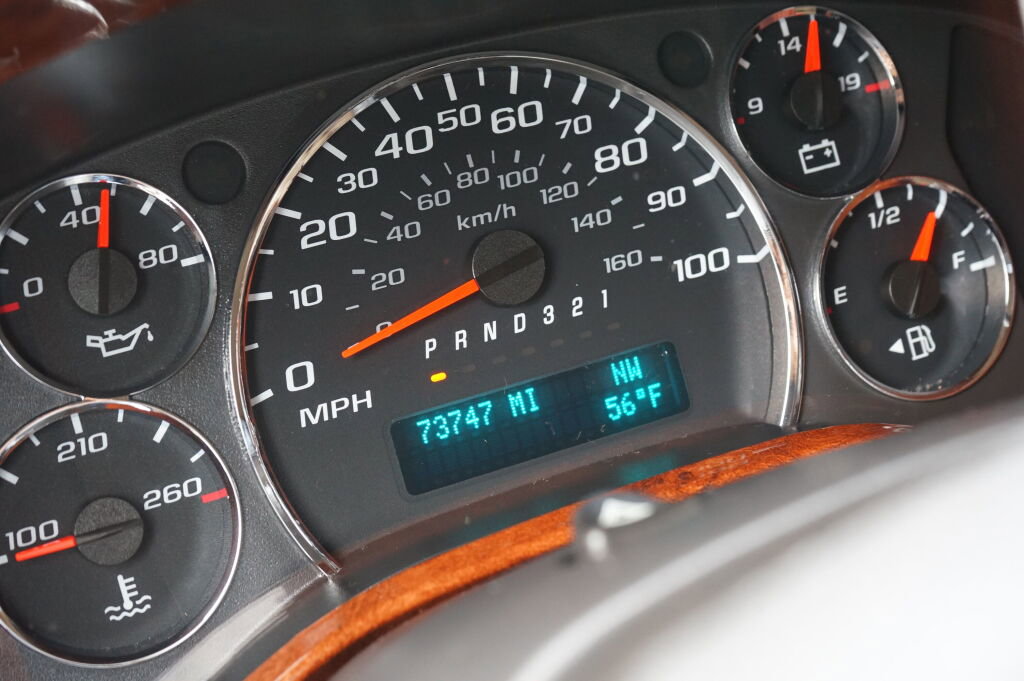 Used 2011 GMC Savana 1500 image 17