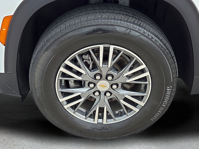 Certified 2024 Chevrolet Traverse LT AWD/4WD image 9