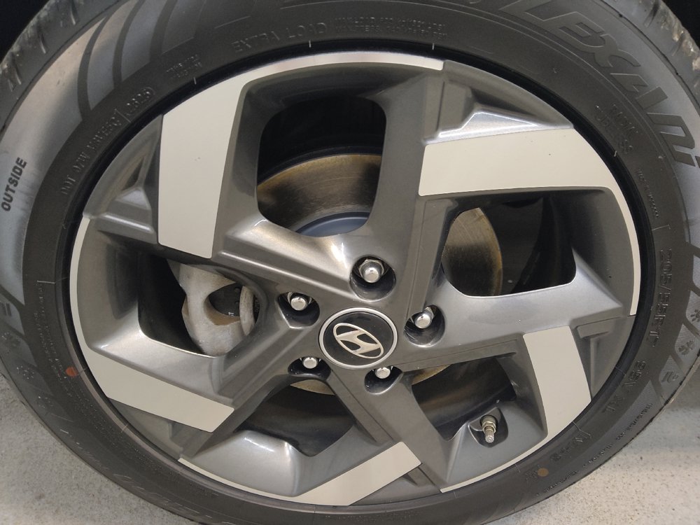 Used 2021 Hyundai Venue SEL w/ Premium Package FWD image 31