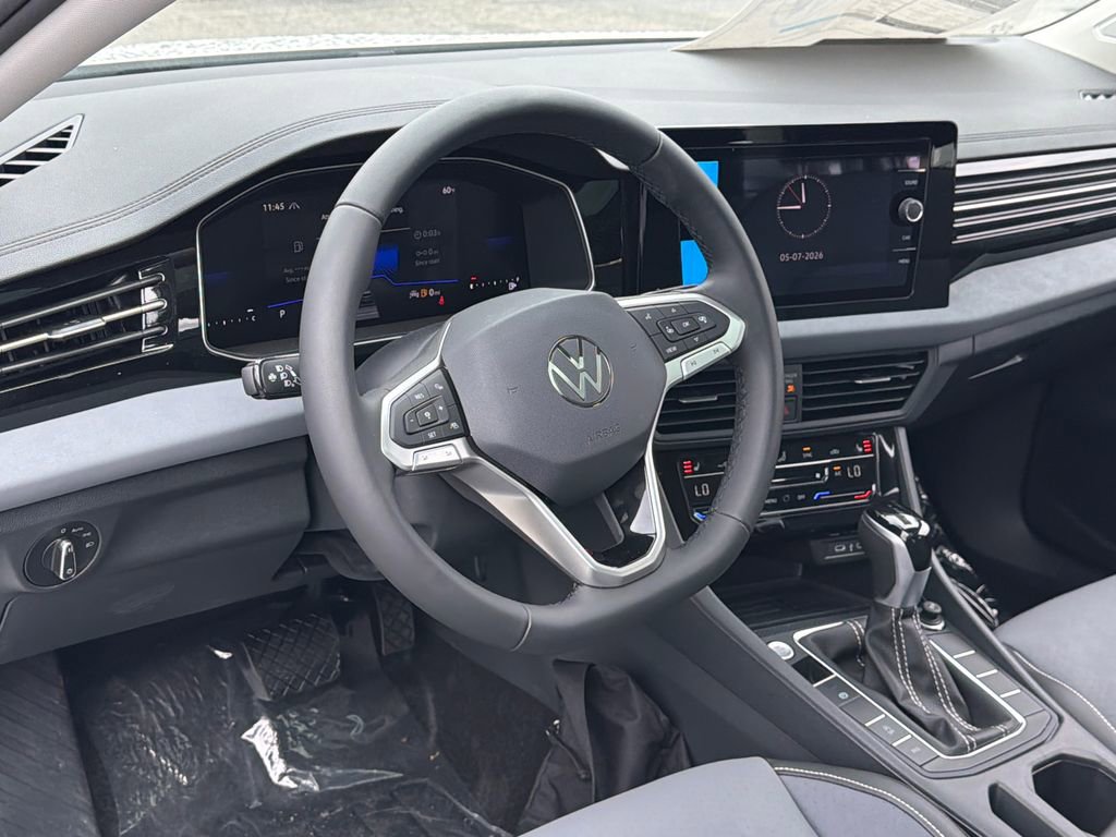 New 2026 Volkswagen Jetta SE FWD image 17