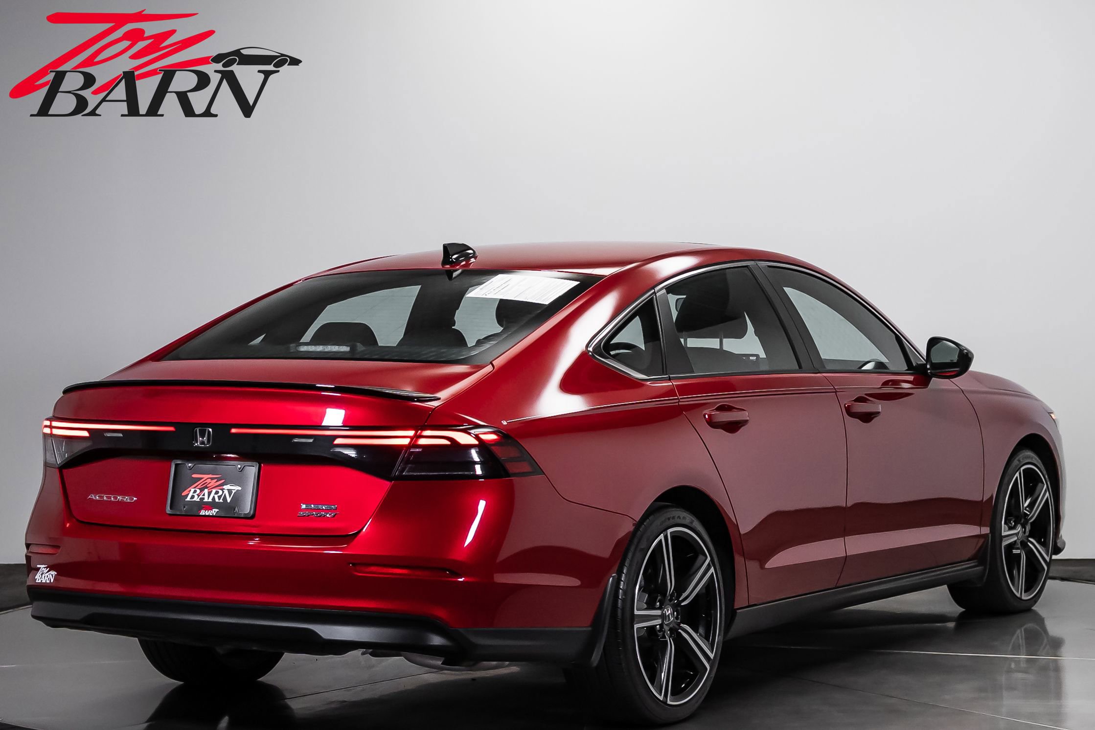 Used 2024 Honda Accord Sport image 5