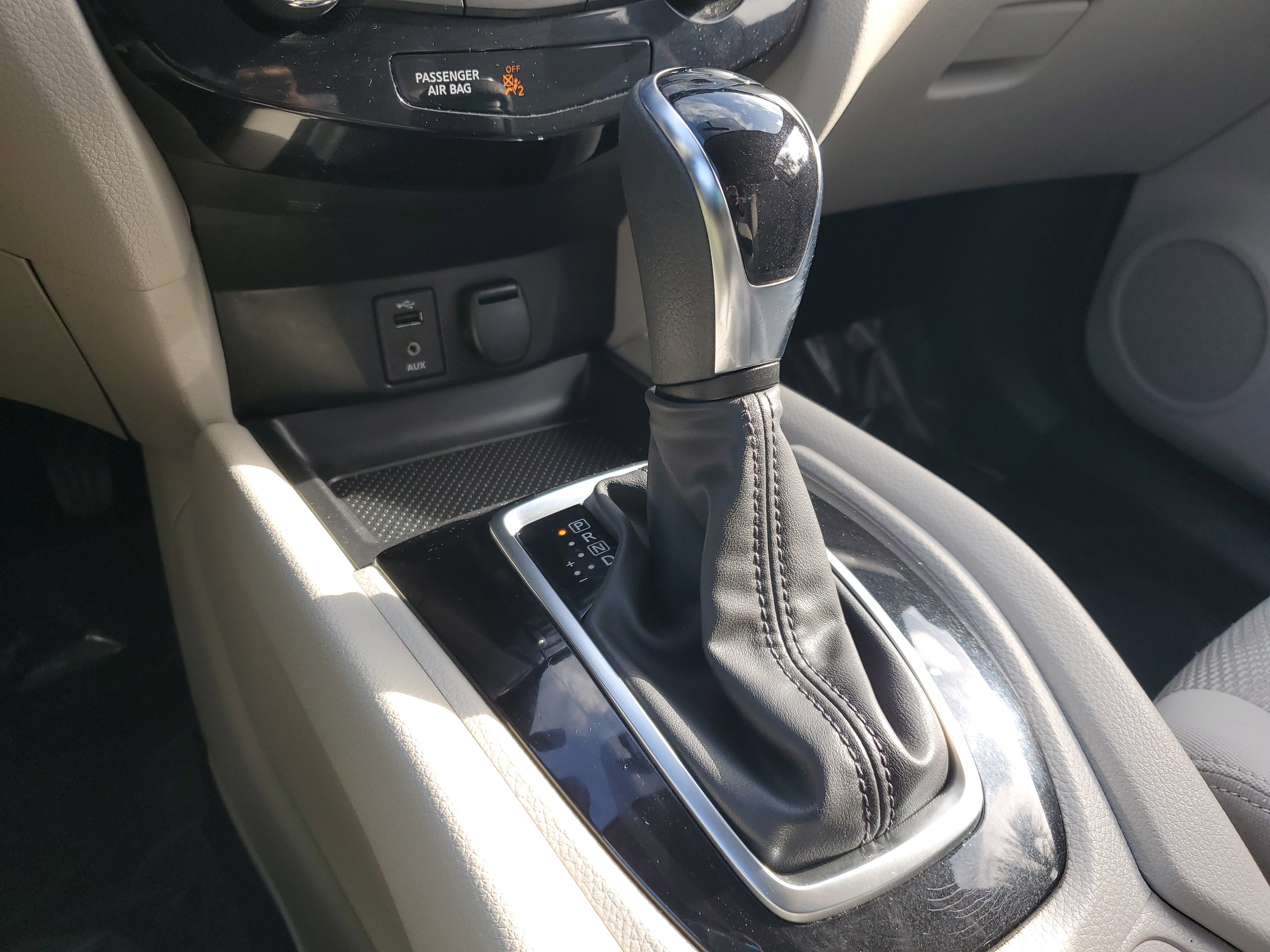 Used 2018 Nissan Rogue Sport SV image 24