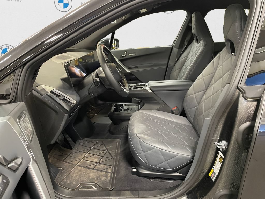 Certified 2025 BMW iX M60 AWD/4WD image 9