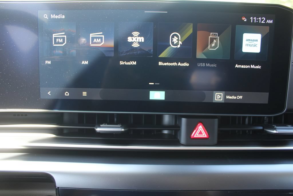 New 2027 Kia Carnival LX FWD image 49