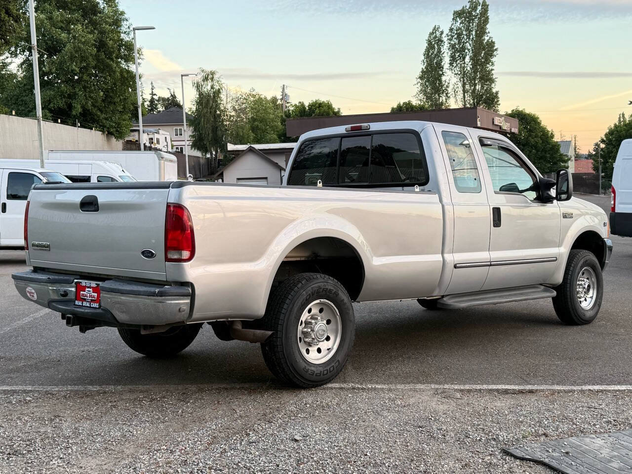 Used 2000 Ford F250 XLT AWD/4WD image 5
