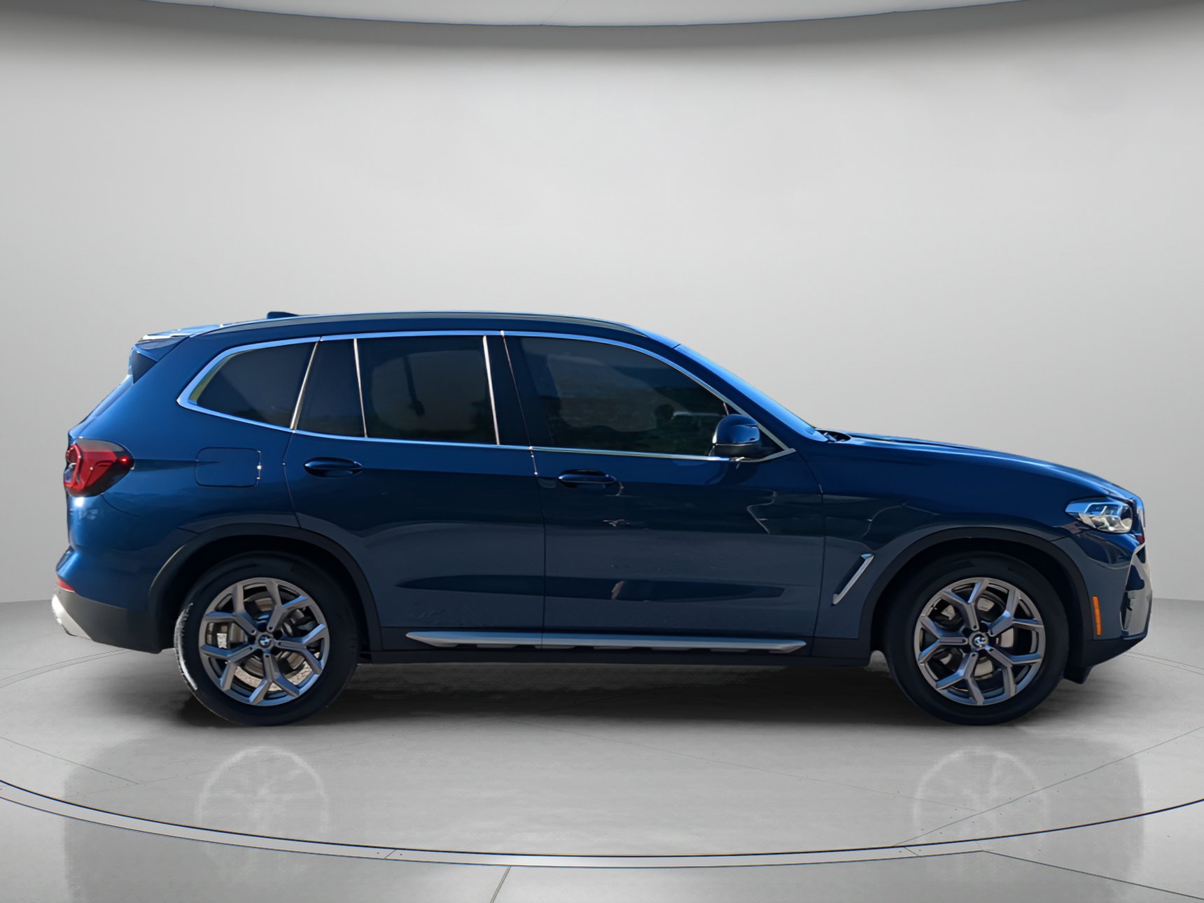 Used 2022 BMW X3 sDrive30i w/ Premium Package 2 image 39