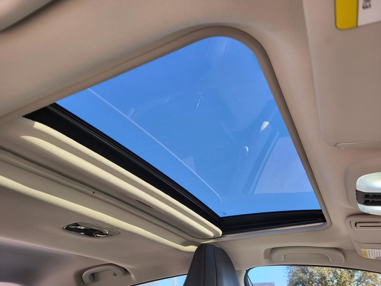 Certified 2025 Subaru Crosstrek 2.5i Limited w/ Crosstrek Mirror Package image 9