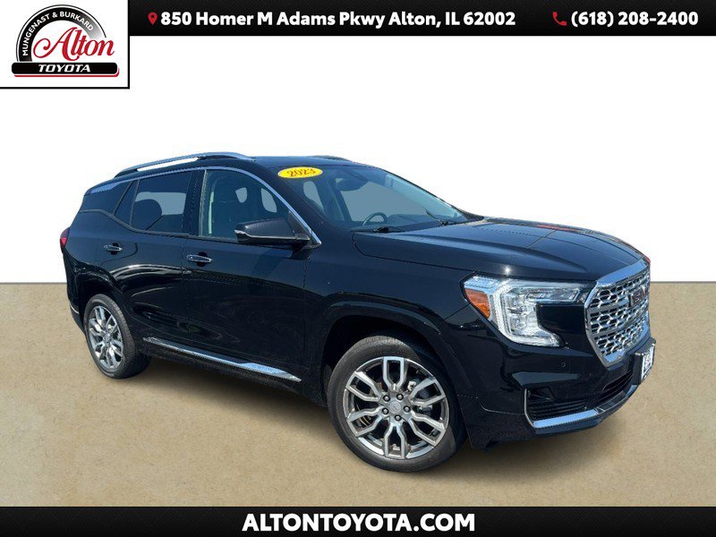 Used 2023 GMC Terrain Denali AWD/4WD image 1