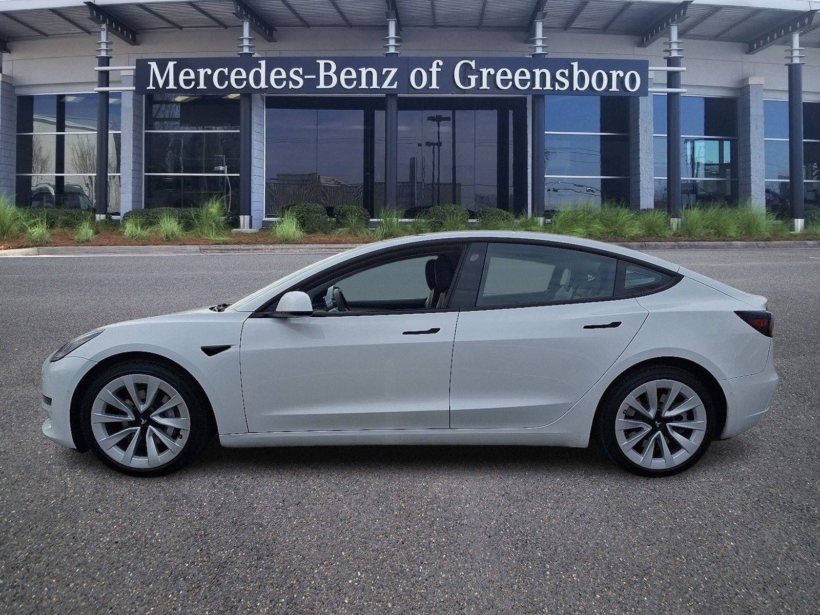 Used 2022 Tesla Model 3 image 7
