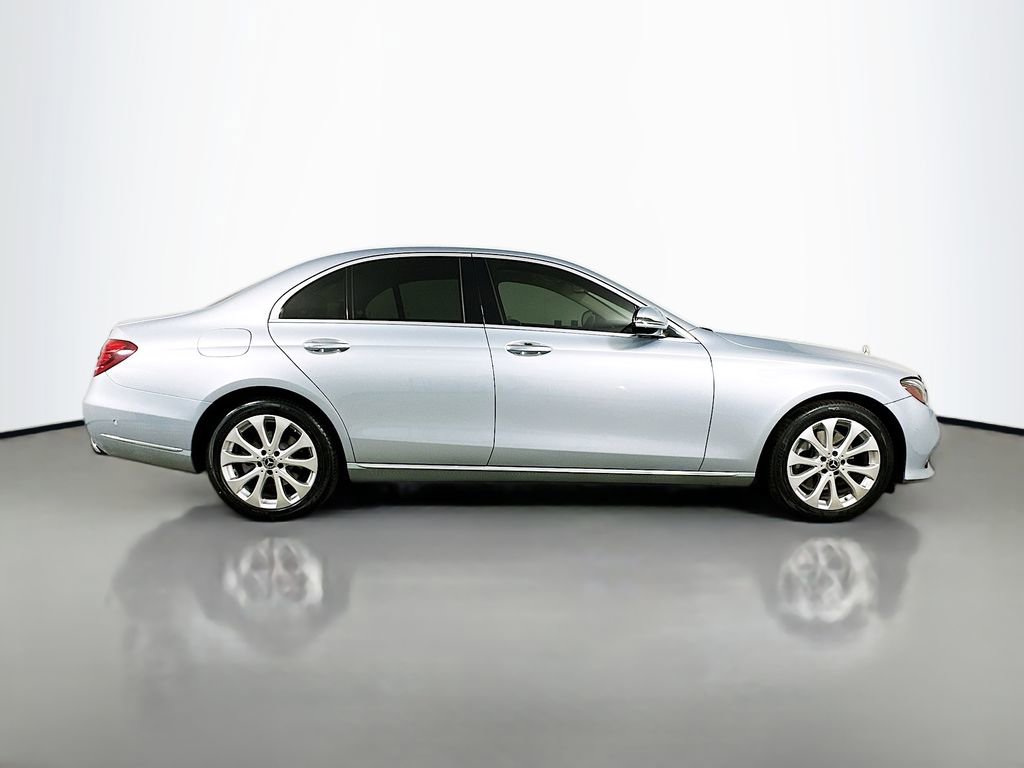Used 2018 Mercedes-Benz E 300 image 9