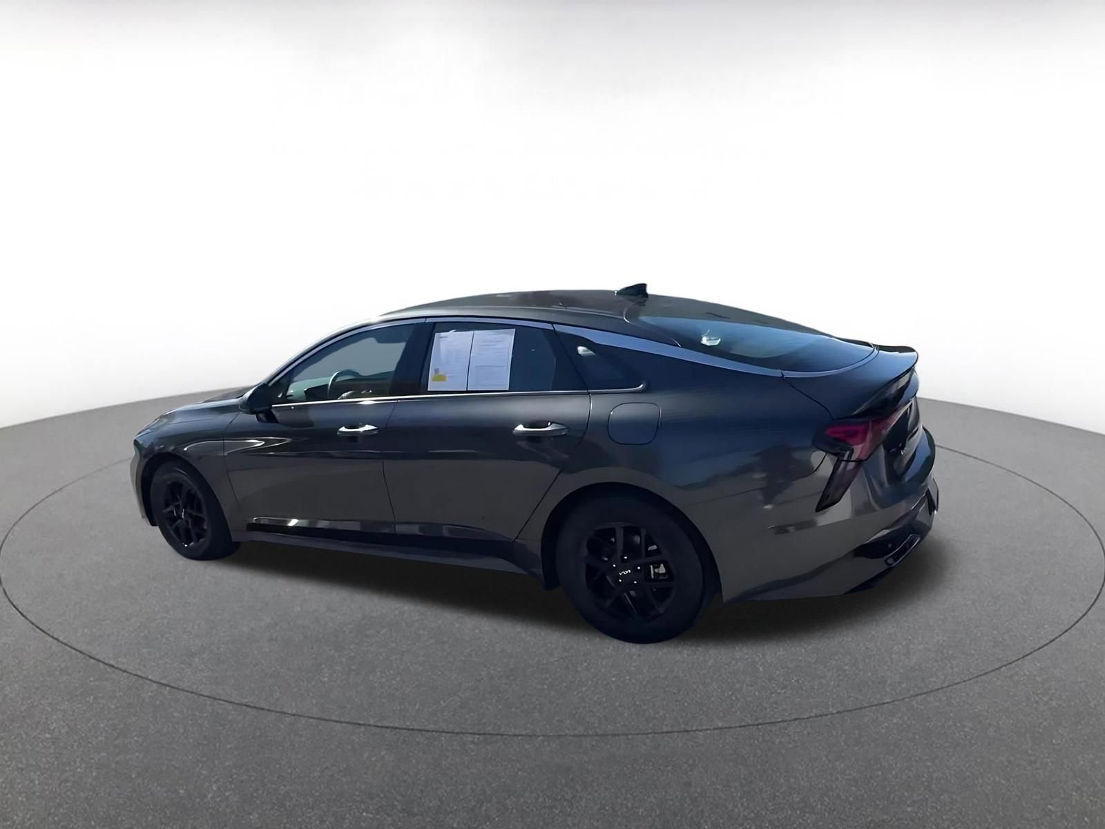 Used 2025 Kia K5 LXS image 10