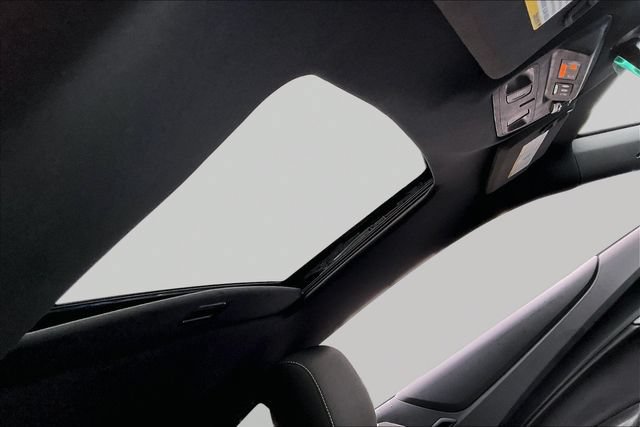 Used 2022 Chevrolet Camaro LT w/ RS Package RWD image 19