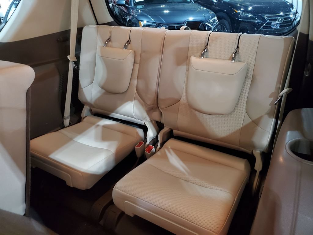 Used 2018 Lexus GX 460 Premium w/ Premium Package AWD/4WD image 24