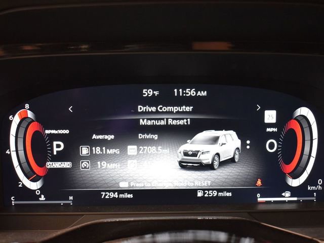 Used 2024 Nissan Pathfinder Platinum image 18