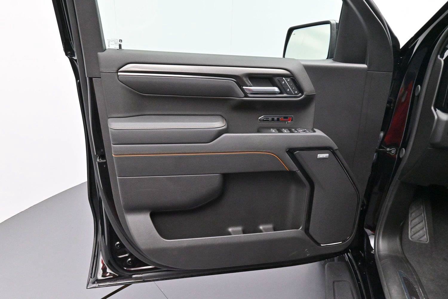 Used 2026 GMC Sierra 1500 AT4 w/ AT4 Premium Package AWD/4WD image 10