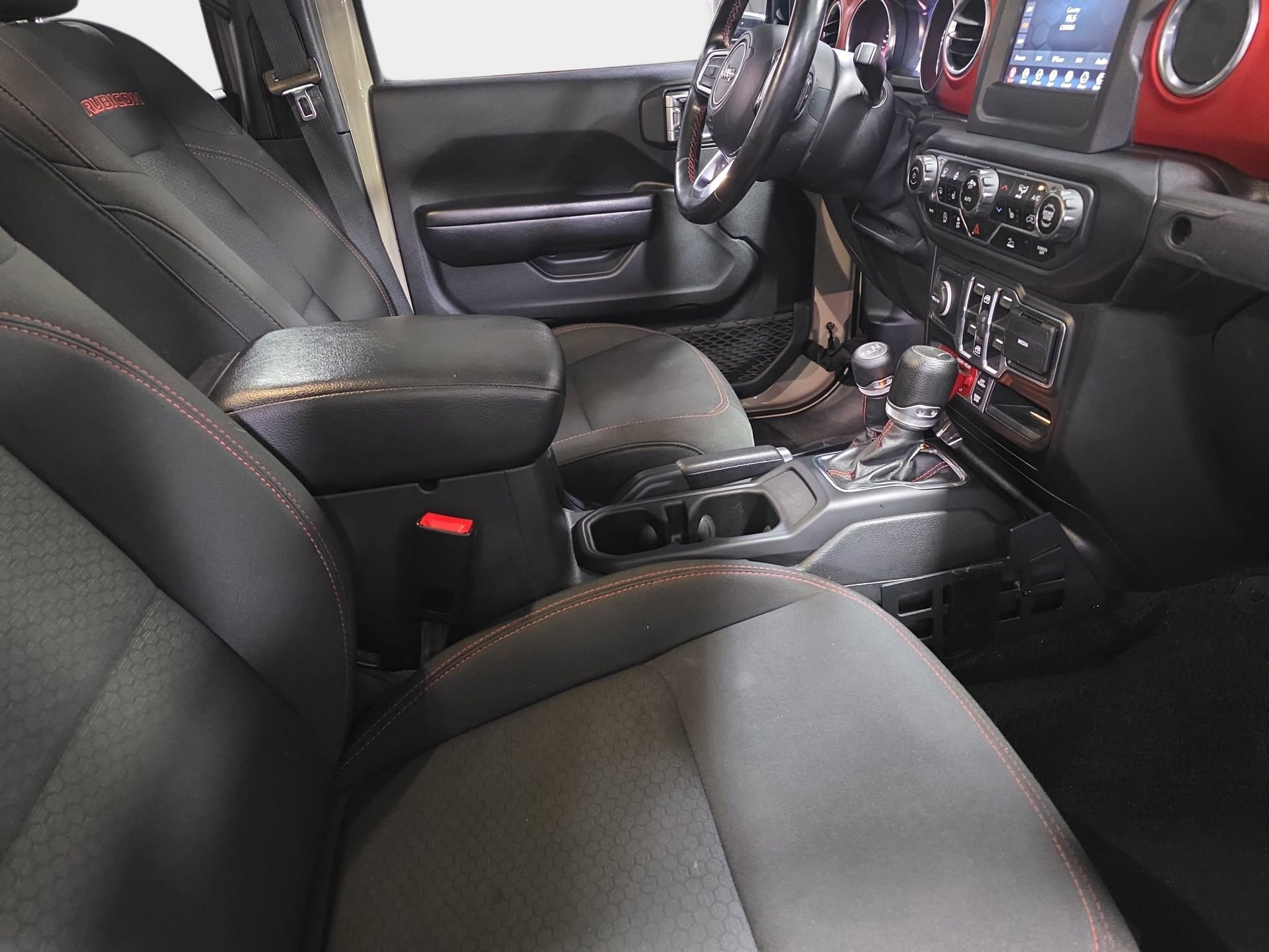 Used 2020 Jeep Gladiator Rubicon w/ Cold Weather Group AWD/4WD image 10