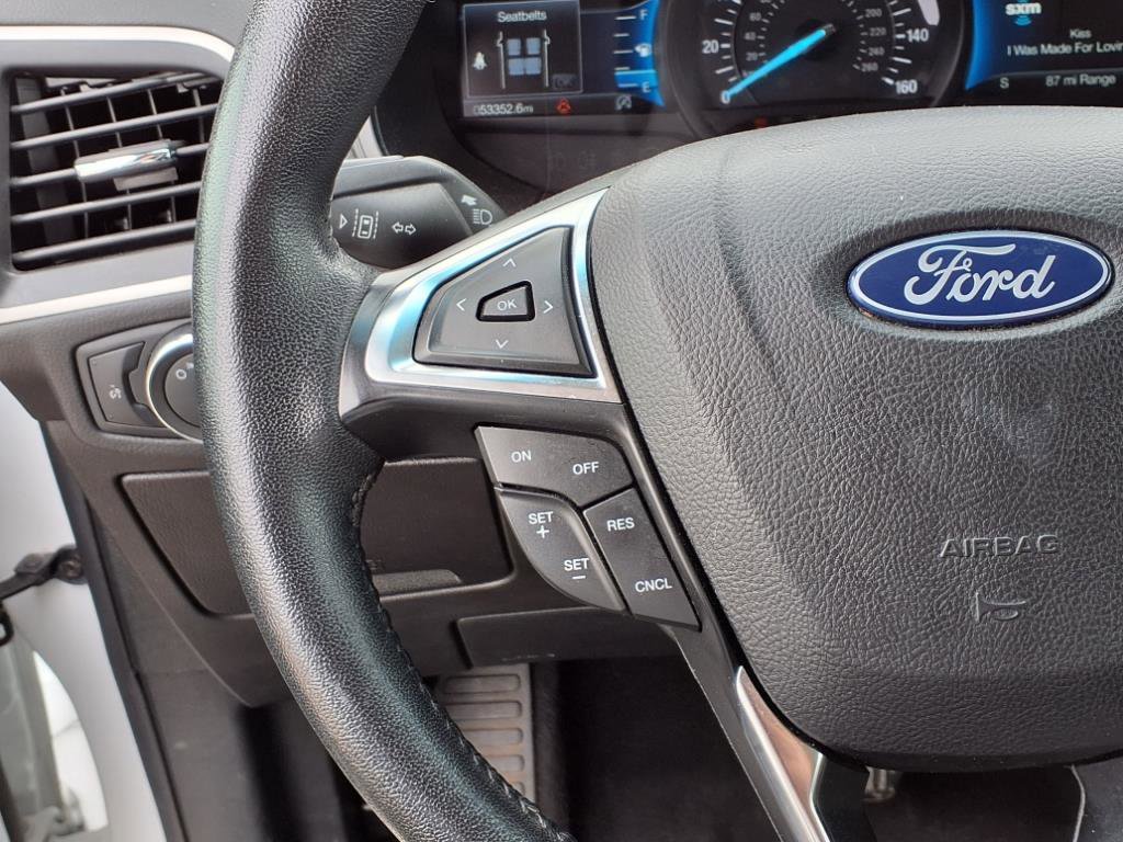 Used 2022 Ford Edge SEL image 18