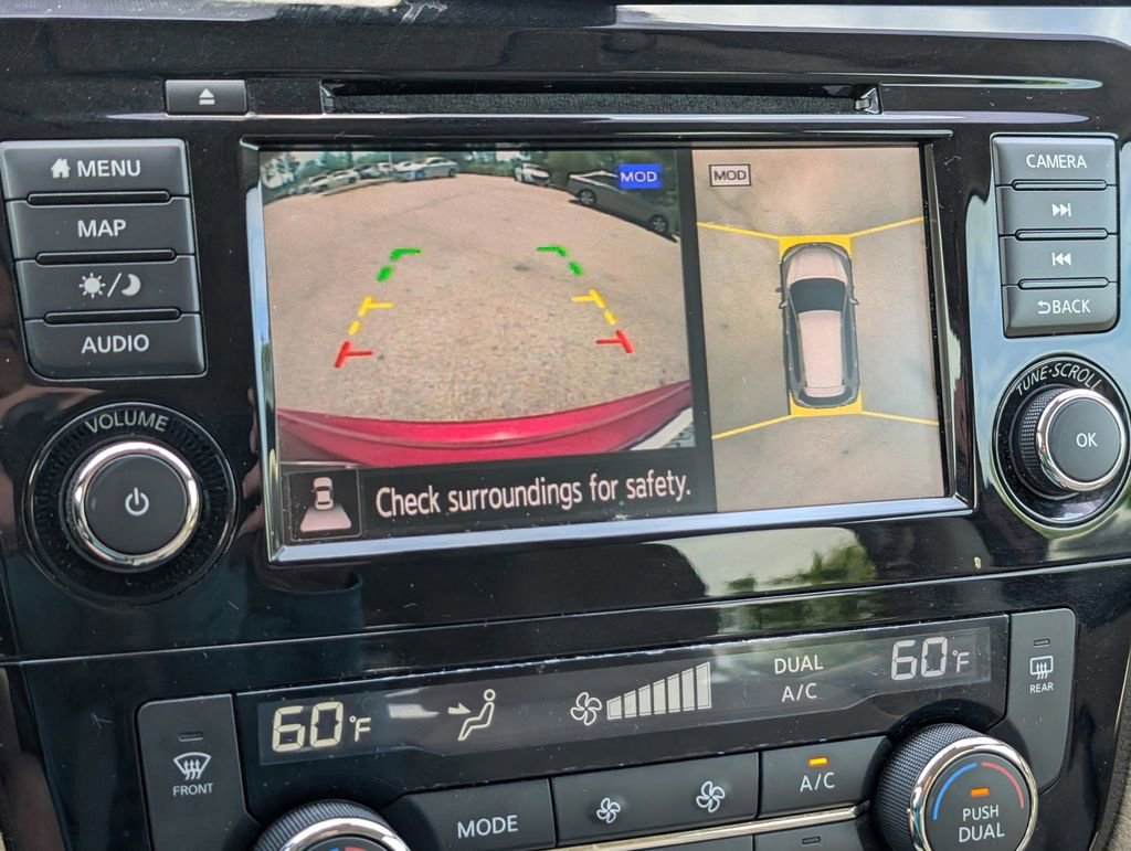 Used 2019 Nissan Rogue SV w/ Premium Package FWD image 24