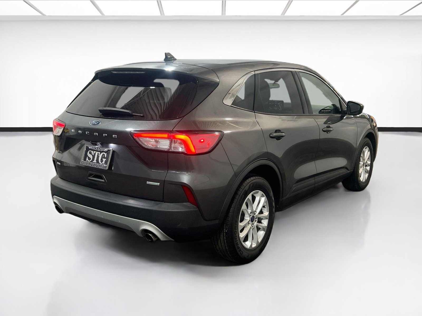 Used 2020 Ford Escape SE FWD image 4