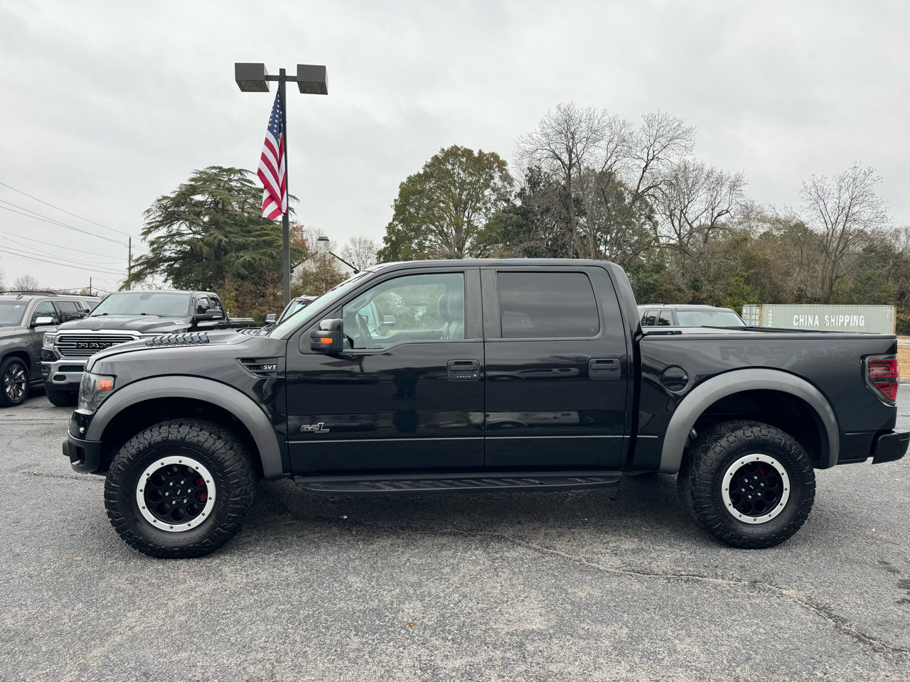Used 2014 Ford F150 Raptor w/ Equipment Group 801A Luxury image 9