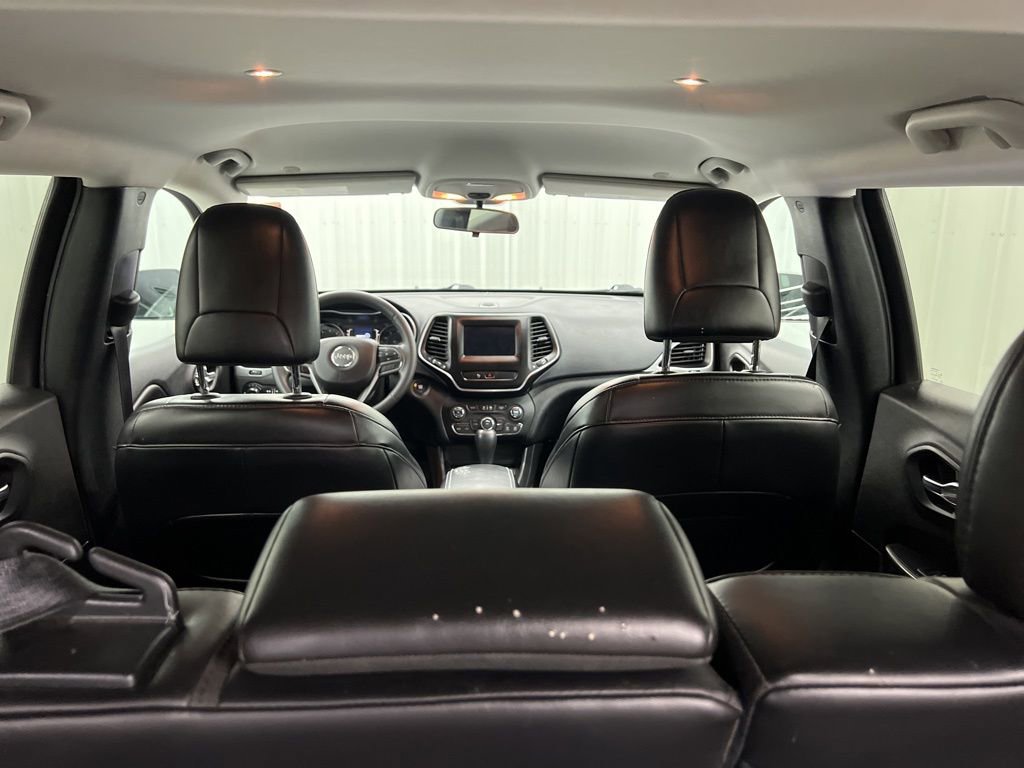 Used 2020 Jeep Cherokee Latitude Plus FWD image 10