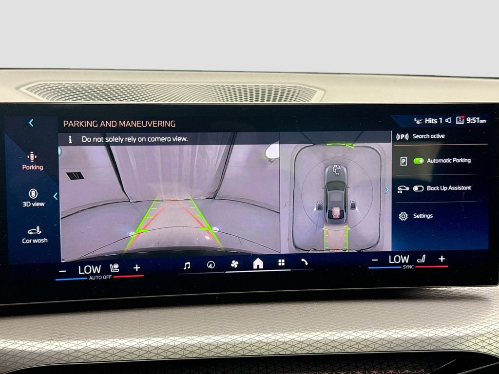 New 2026 BMW 330i Sedan w/ M Sport Package RWD image 15