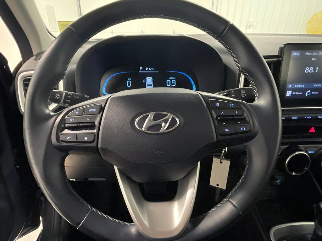 Used 2023 Hyundai Venue SEL w/ Cargo Package FWD image 27