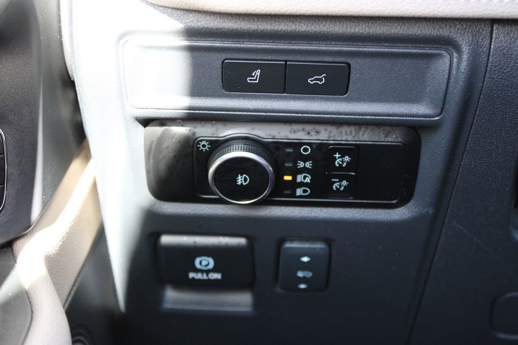 Used 2024 Ford Expedition Max Limited image 44