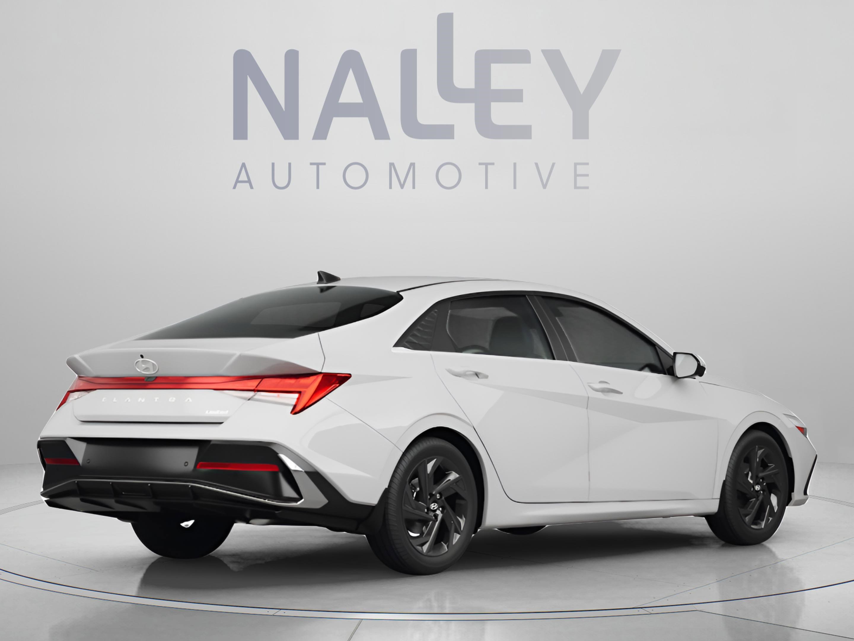 New 2026 Hyundai Elantra Limited FWD image 3