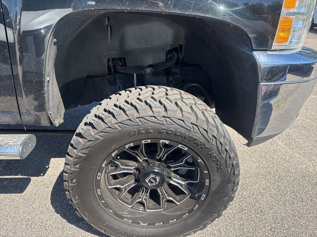 Used 2013 Chevrolet Silverado 2500 LTZ w/ LTZ Plus Package AWD/4WD image 30