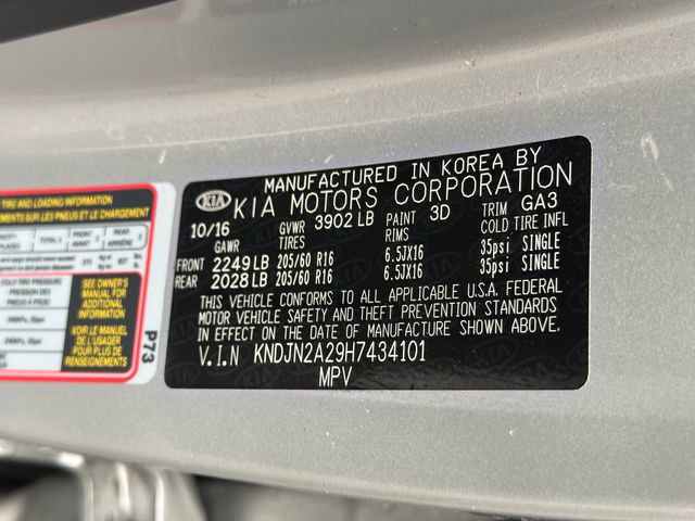 Used 2017 Kia Soul image 32