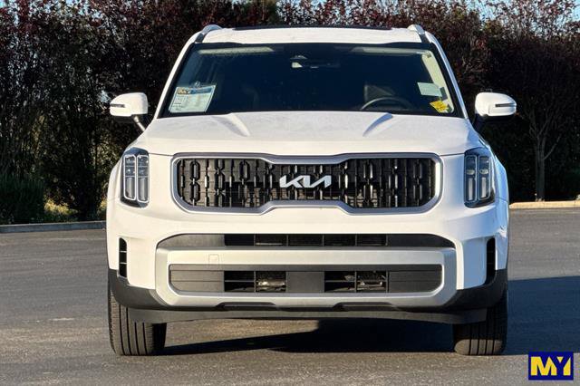 Used 2025 Kia Telluride EX image 9