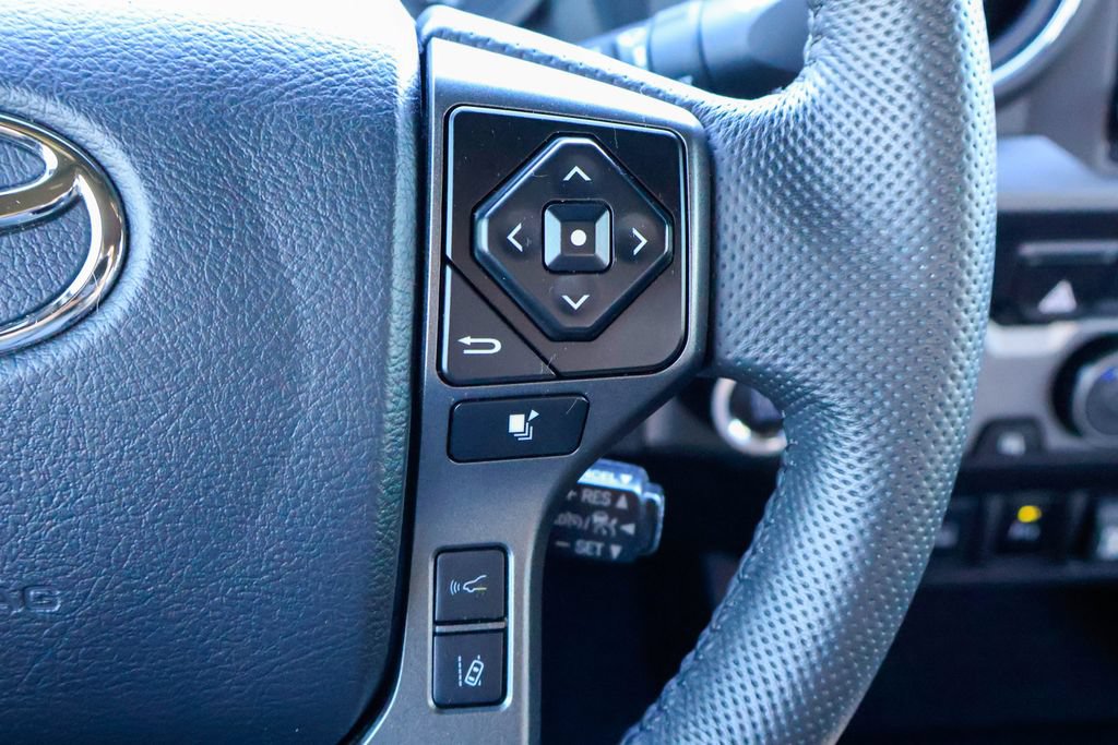 Used 2023 Toyota Tacoma TRD Sport w/ Technology Package RWD image 15